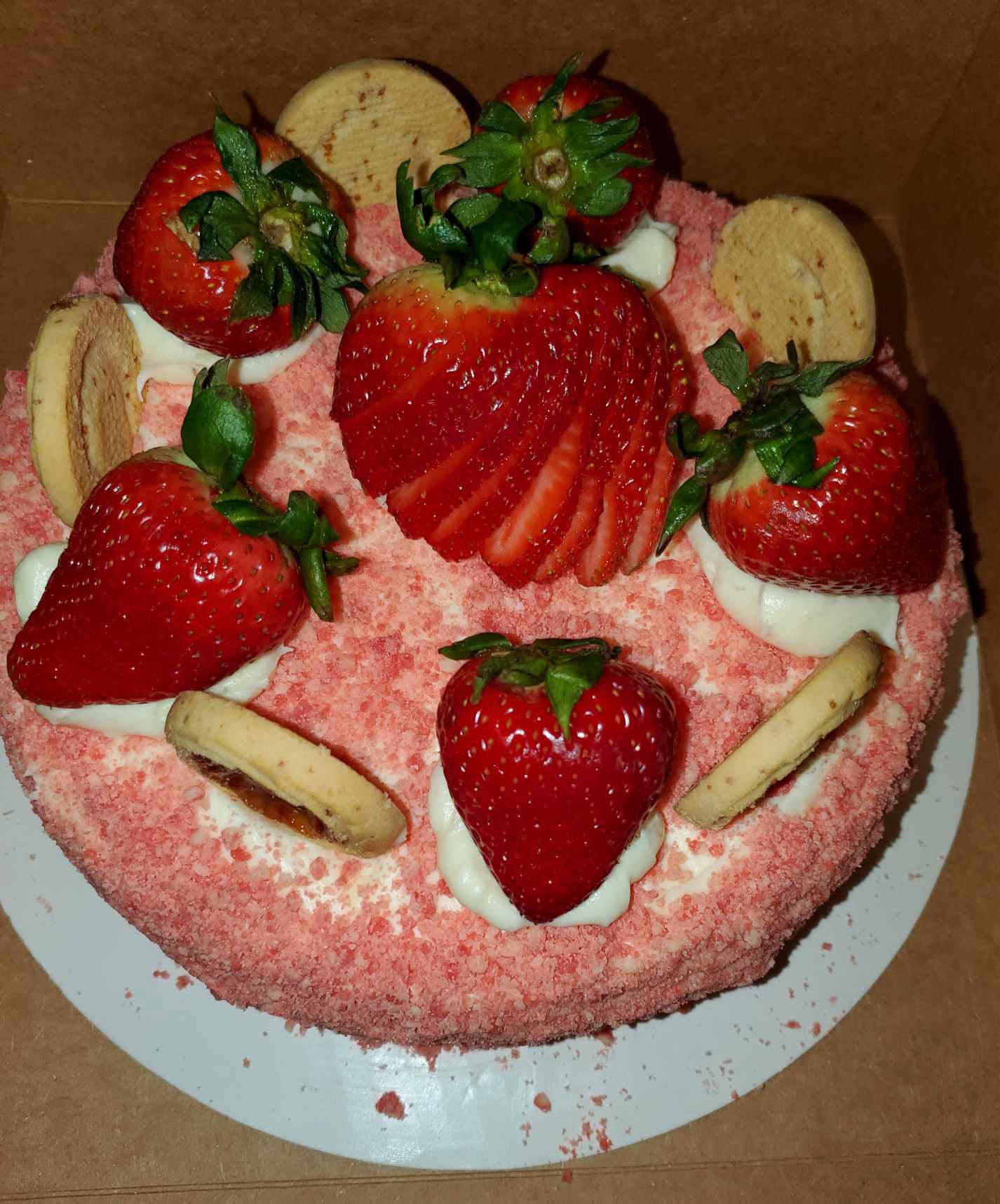 Strawberry Crunch Cheesecake