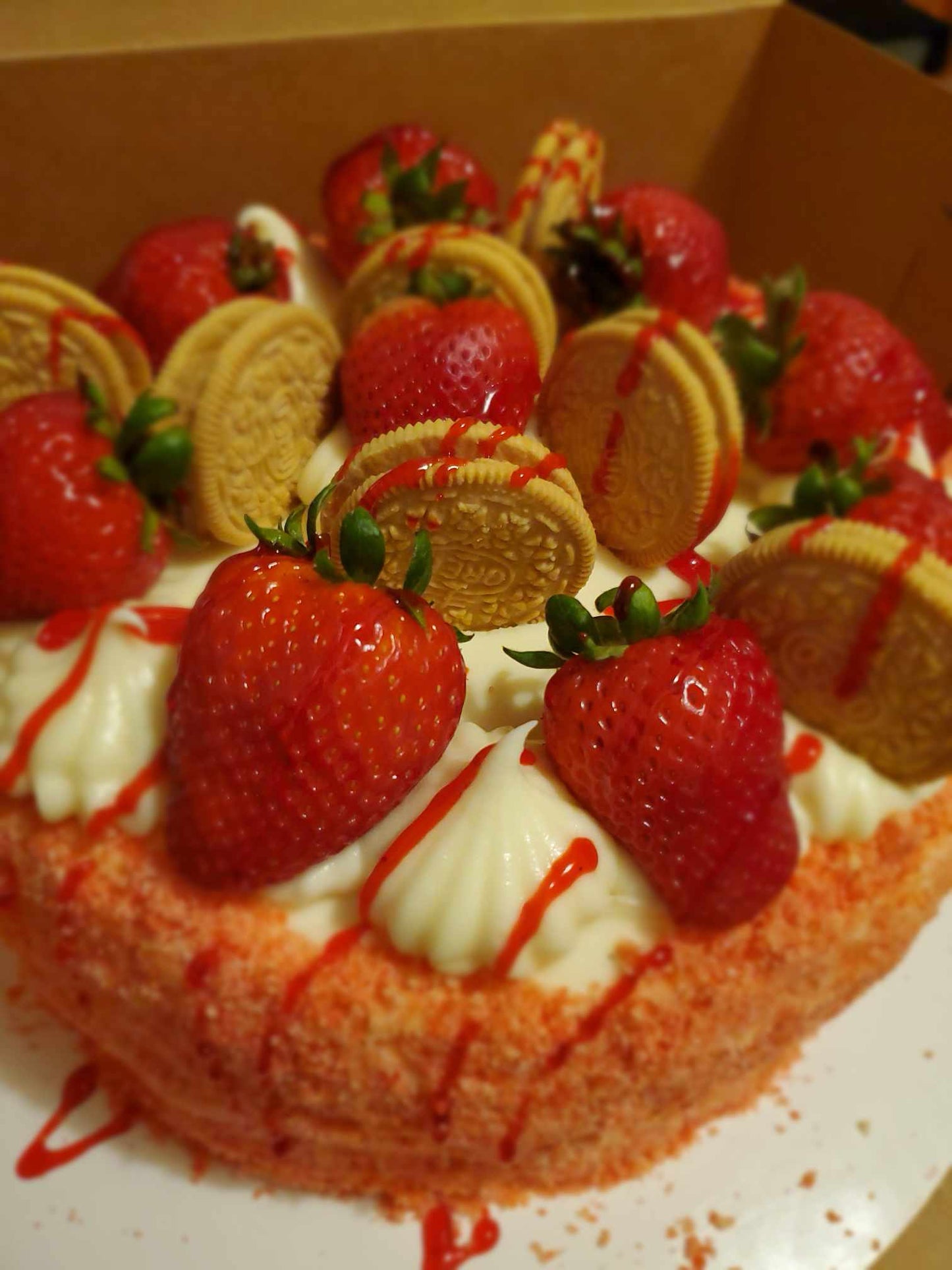 Strawberry Crunch Cheesecake